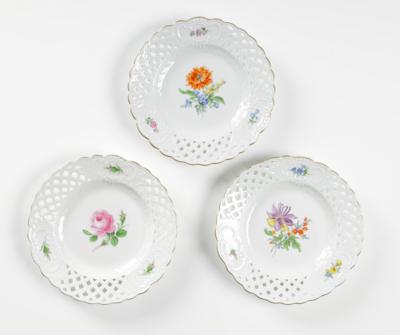 Drei Dessertteller, Porzellanmanufaktur Meissen, Ende 20. Jahrhundert - Umění a starožitnosti