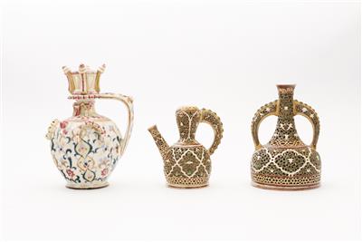 3 verschiedene Vasen um 1900 - Herbstauktion in Linz
