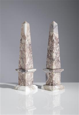 Paar dekorative Obelisken - Spring Auction