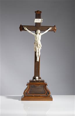 Tischstandkruzifix, Österreich, 19. Jahrhundert - Frühlingsauktion