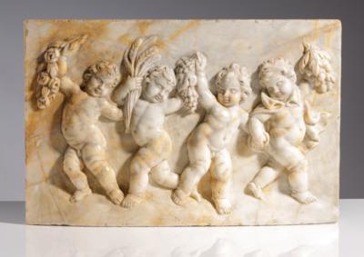Italienische Reliefplatte “Puttenreigen als Allegorie der vier Jahreszeiten” - Herbstauktion