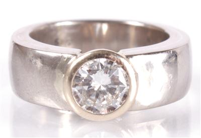 Solitärring ca. 0,90 ct, - Antiques, art and jewellery