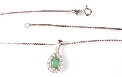 Diamant Smaragdanhänger an Venezianerhalskette - Antiques, art and jewellery