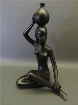 Afrikanerin mit Krug, Gmundner Keramik um 1950 - Antiques, art and jewellery