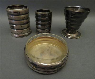 4 verschiedene Silberobjekte,1. Drittel 20. Jhdt. - Antiques, art and jewellery