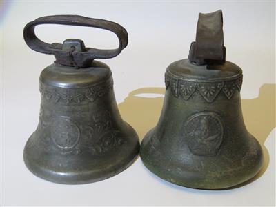 Zwei Glocken, 18. Jhd. - Kunst, Antiquitäten und Schmuck