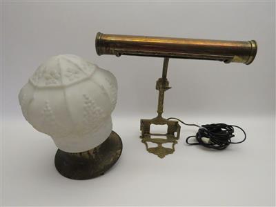 Deckenlampe mit Mattglasschirm und Wandbilderleuchte (Schiller Lampe) um 1900/20 - Gioielli, arte e antiquariato