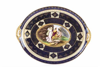 Ovale Platte mit Handhaben, Porzellanfabrik Eichwald, Böhmen um 1900 - Klenoty, umění a starožitnosti