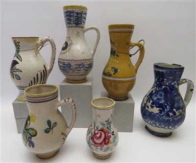 5 Krüge, 1 kleine Vase, Slowakei 19./20. Jhdt. - Schmuck, Kunst und Antiquitäten