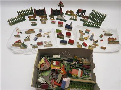 Konvolut Holzspielzeug aus dem Erzgebirge, vermutlich 1910-1920 - Jewellery, antiques and art