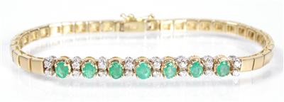 Brillant-Smaragdarmkette zus. ca. 0,30 ct - Jewellery, antiques and art