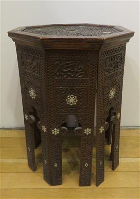 Arabischer oktogonaler Kaffee-Tee-Tisch, 19. Jahrhundert - Jewellery, antiques and art
