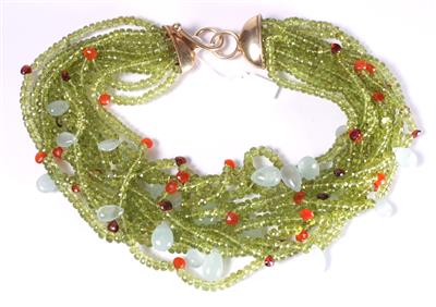 Peridotcollier - Jewellery, antiques and art