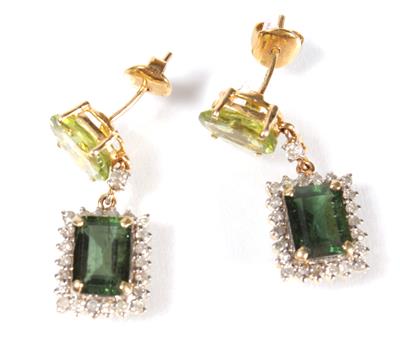 2 Diamantohrsteckgehänge zus. ca. 0,60 ct - Jewellery, antiques and art