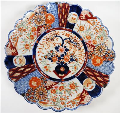 Imari-Teller, Japan 19. Jahrhundert - Umění, starožitnosti a šperky