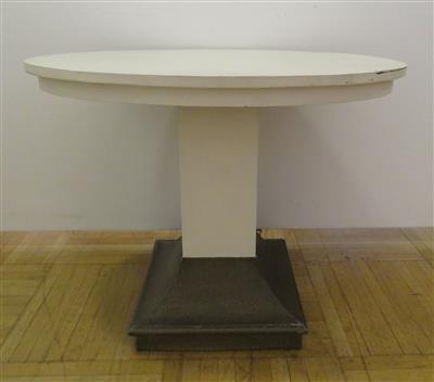 Ovaler Tisch, 1. Drittel 20. Jahrhundert - Umění, starožitnosti a šperky