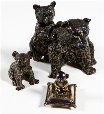 Drei silberne Tierfiguren: - Jewellery, antiques and art