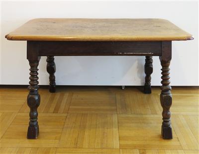 Barocktisch, unter Verwendung eines originalen Fußgestelles und Platte, ursprünglich nicht zusammengehörend - Jewellery, antiques and art
