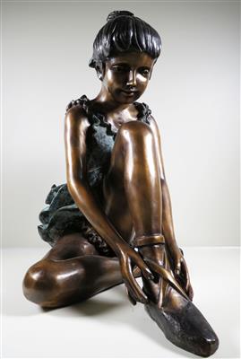 Gartenfigur Sitzende Ballerina - Gioielli, arte e antiquariato