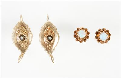Zwei Ohrringe - Schmuck, Kunst und Antiquitäten