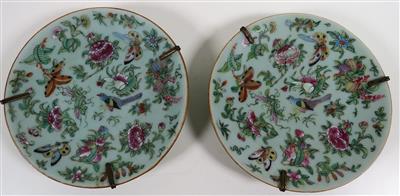 Zwei Famille rose-Teller, China 19. Jahrhundert - Jewellery, antiques and art
