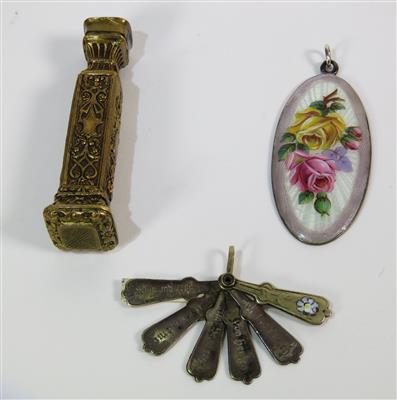 Zwei Angehänge und Petschaft um 1900 - Jewellery, antiques and art