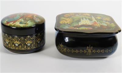 Zwei russische Lackdosen aus Cholui, 20. Jahrhundert - Schmuck, Kunst und Antiquitäten