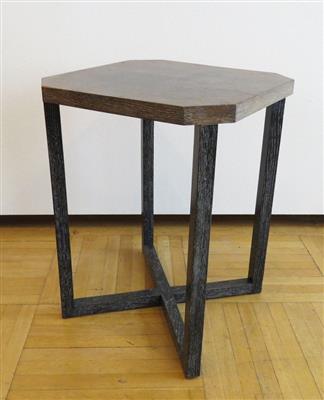 Achteckiger Tisch in Anlehnung an die Entwürfe von Josef Hoffmann, 20. Jahrhundert - Schmuck, Kunst & Antiquitäten