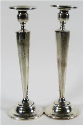 Paar Kerzenleuchter, England?, 20. Jahrhundert - Schmuck, Kunst & Antiquitäten