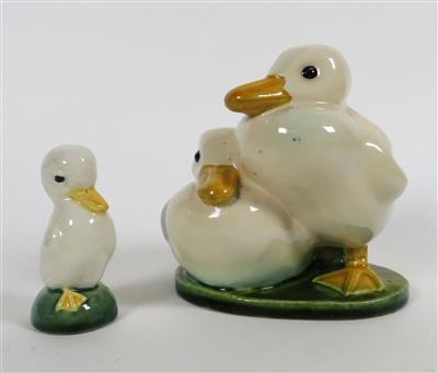Entenpaar und kleine Ente, Wiener und Gmundner Keramik, um 1920 - Schmuck, Kunst & Antiquitäten