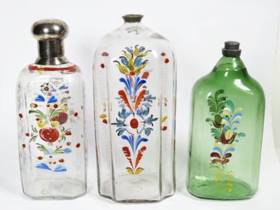 3 Branntweinflaschen, um 1800/19./20. Jahrhundert - Jewellery, Works of Art and art