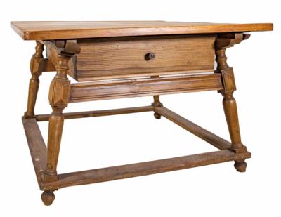 Großer bäuerlicher Tisch, sogen. Schragentisch, aus verschieden alten Teilen zusammengesetzt - Schmuck, Kunst & Antiquitäten