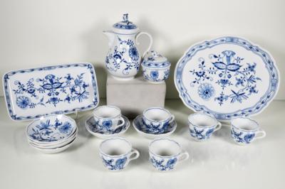 Zwiebelmuster Mokkaserviceteile, Meissen, um 1990 - Antiques, art and jewellery