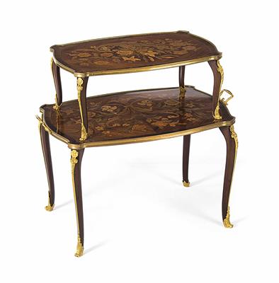 Serviertisch - Table à thé, im Louis-Quinze-Stil, Frankreich um 1900 - Weihnachtsauktion - Möbel, Volkskunst