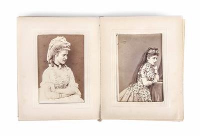 Fotoalbum, 3. und. 4. Viertel des 19. Jahrhunderts - Christmas-auction Furniture, Carpets, Paintings