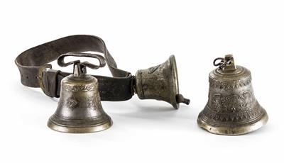 Drei Glocken, Alpenländisch, 18. Jahrhundert - Möbel und Skulpturen