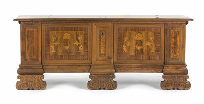 Oberitalienische Truhe, 18. Jahrhundert - Furniture