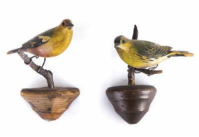 Zwei Viechtauer Singvögel, Oberösterreich, 19. Jahrhundert - Möbel und Skulpturen