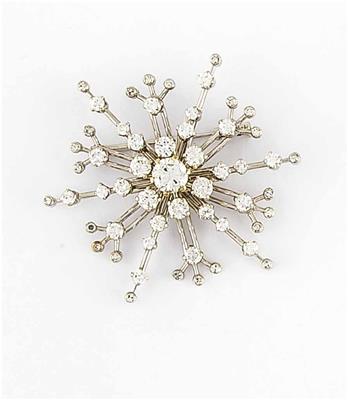 Brillant-Diamantbrosche, zus. ca. 3 ct - Šperky, umění a starožitnosti