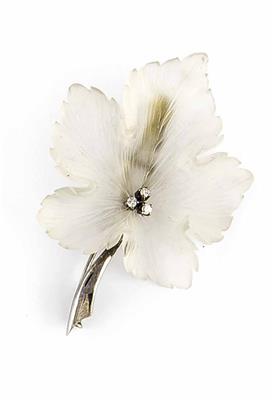 Brillantbrosche Blütenblatt - Jewellery, watches and antiques