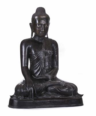 Buddha im Lotussitz, Asien, 20. Jahrhundert - Schmuck, Taschen- und Armbanduhren, Kunst des 20. Jahrhunderts