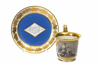 Tasse mit Untertasse, kaiserliche Manufaktur, Wien um 1820 - Vánoční aukce - Stříbro, sklo, porcelán, Moderní grafika, koberce