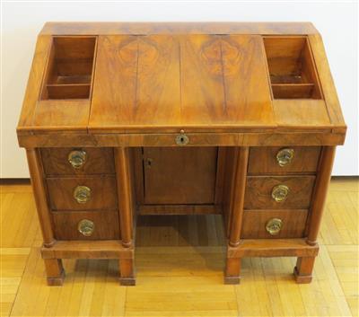 Schreibtisch mit klappbarer Platte, 19. Jahrhundert - Summer auction