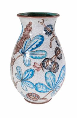 Vase mit Kastanien, Schleiss Keramik, Gmunden, 2. Drittel 20. Jahrhundert - Asta di Pasqua