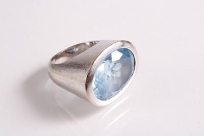 Ring - Summer auction