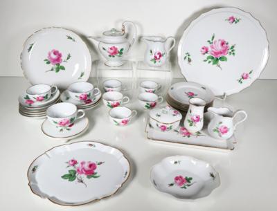 Konvolut Tee- und Mokkaserviceteile, - Porcelain, glass and collectibles
