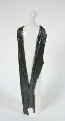Figur eines Mannes mit langem Schultertuch, Mira Schlatter, Wien - Porzellan, Glas und Sammelgegenstände