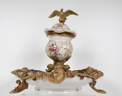 Tintenfass auf dreipassiger Schale, KPM-Berlin, Ende 19. Jahrhundert - Porcellana, vetro e oggetti da collezione