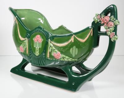 Jugendstil Jardiniere in Schlittenform, Eichwald, Böhmen, um 1900 - Porcelain, glass and collectibles