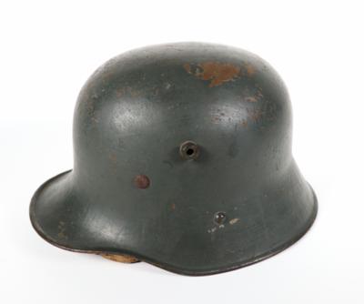 K.(u.) k. Armee, Österreichisch-ungarischer Stahlhelm - Porcelain, glass and collectibles